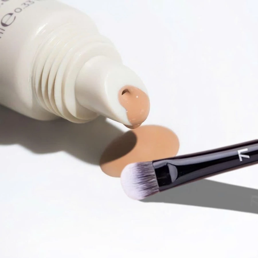 Cọ Che Khuyết Điểm, Triệt Sắc, Nền Mini BH Cosmetics Precision Concealer Brush 71